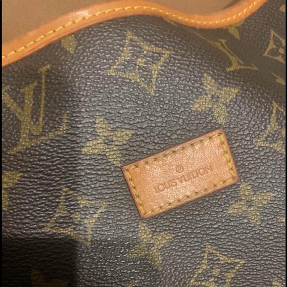Vintage Louis Vuitton bag - Picture 8 of 12